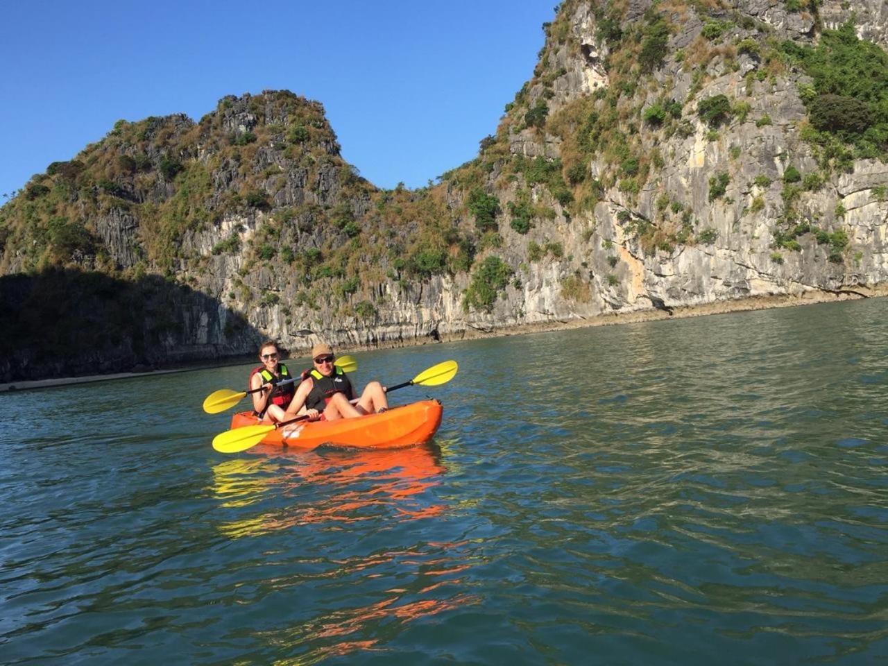 Готель Renea Cruises Halong Халонг Екстер'єр фото