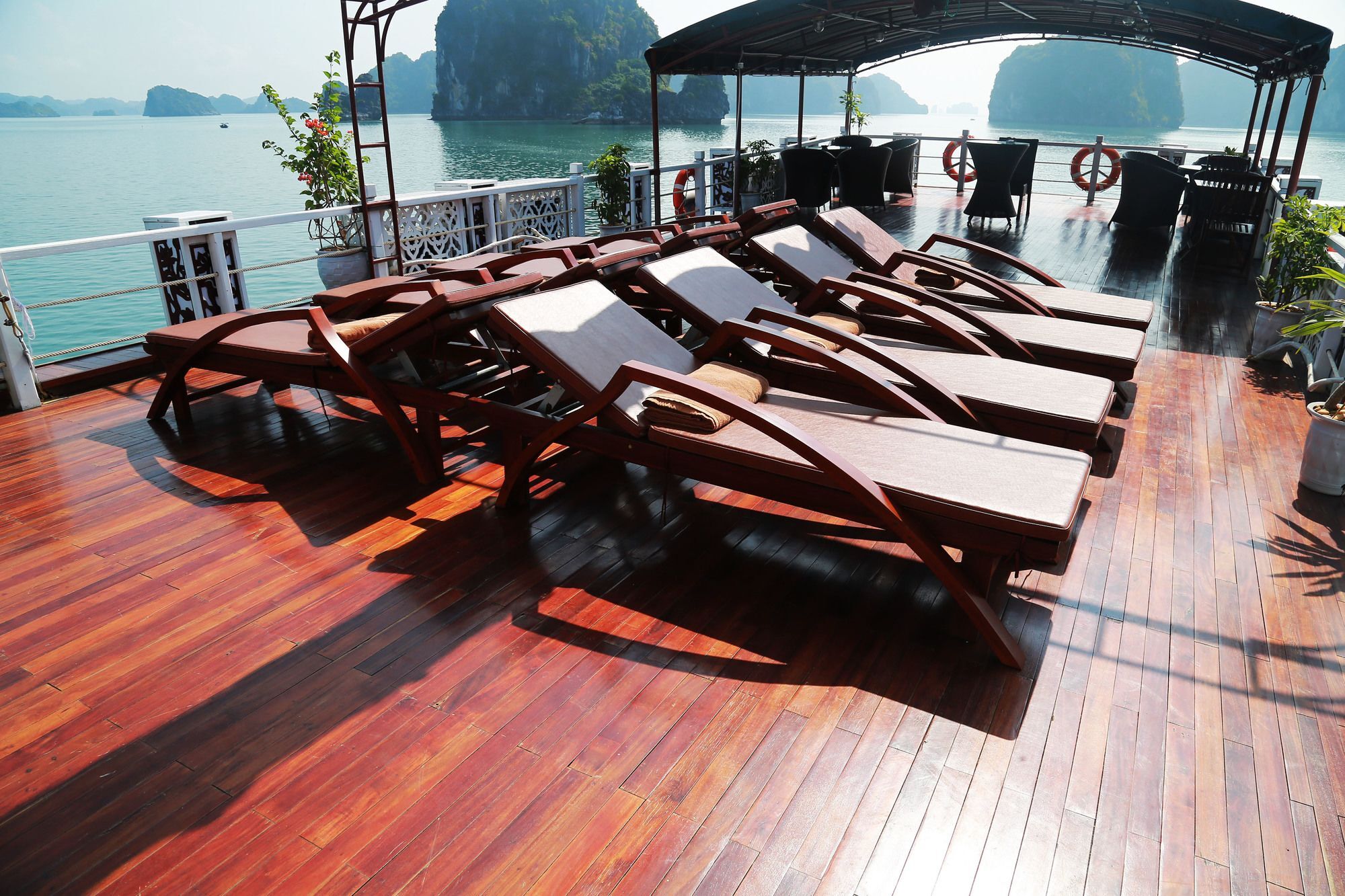 Готель Renea Cruises Halong Халонг Екстер'єр фото